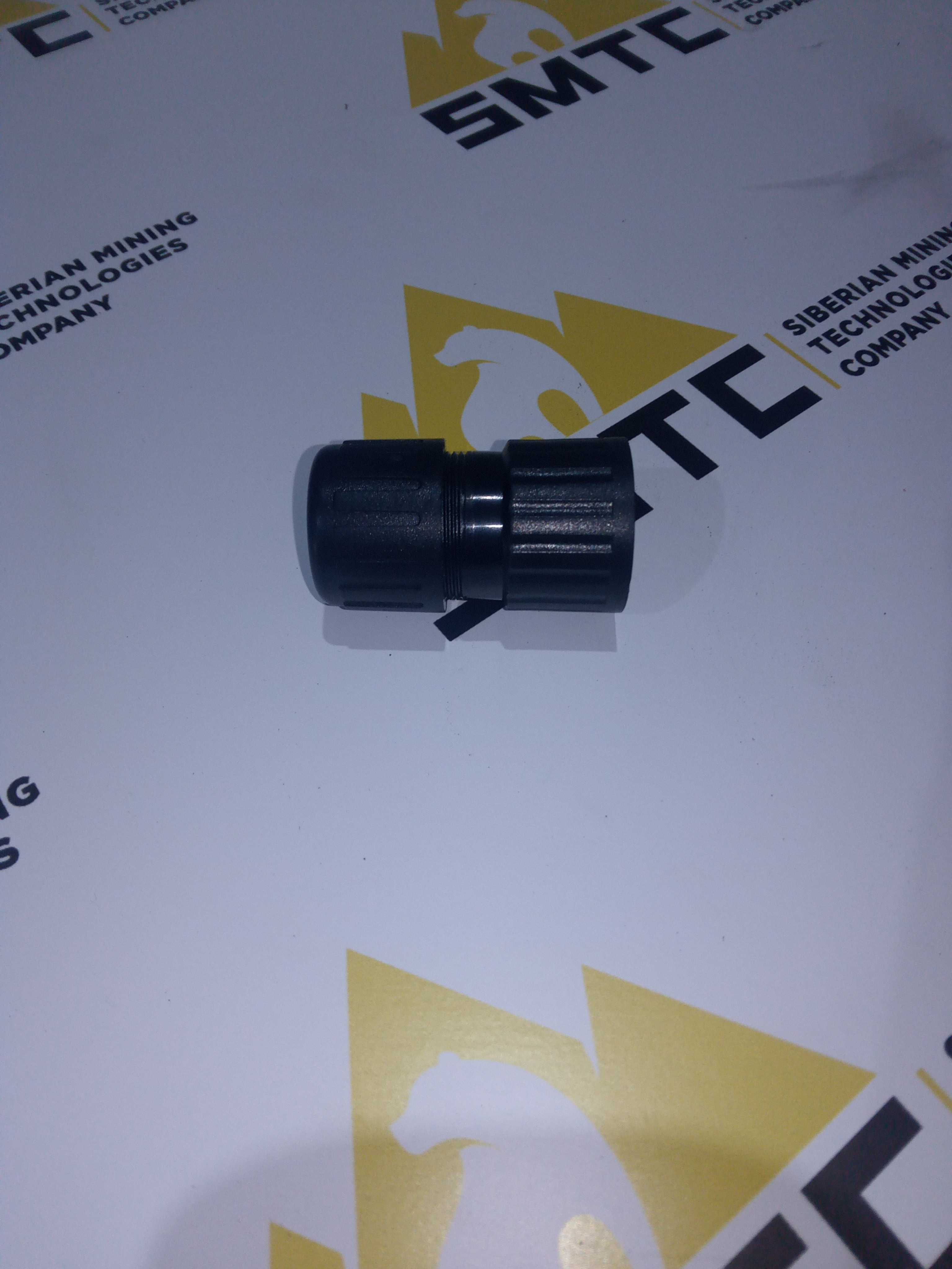 0-0182641-1 Розетка
