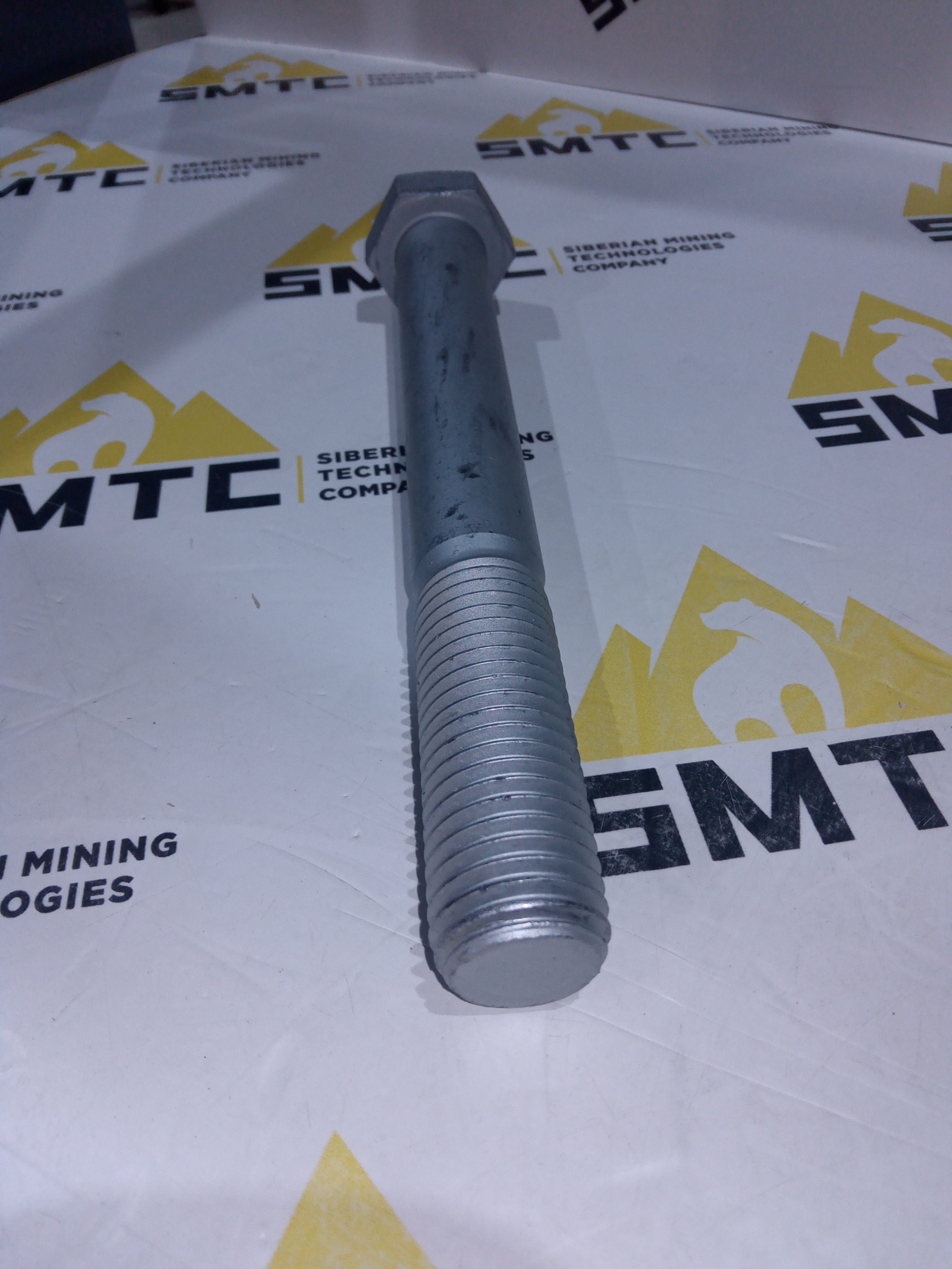 7X2578 Болт