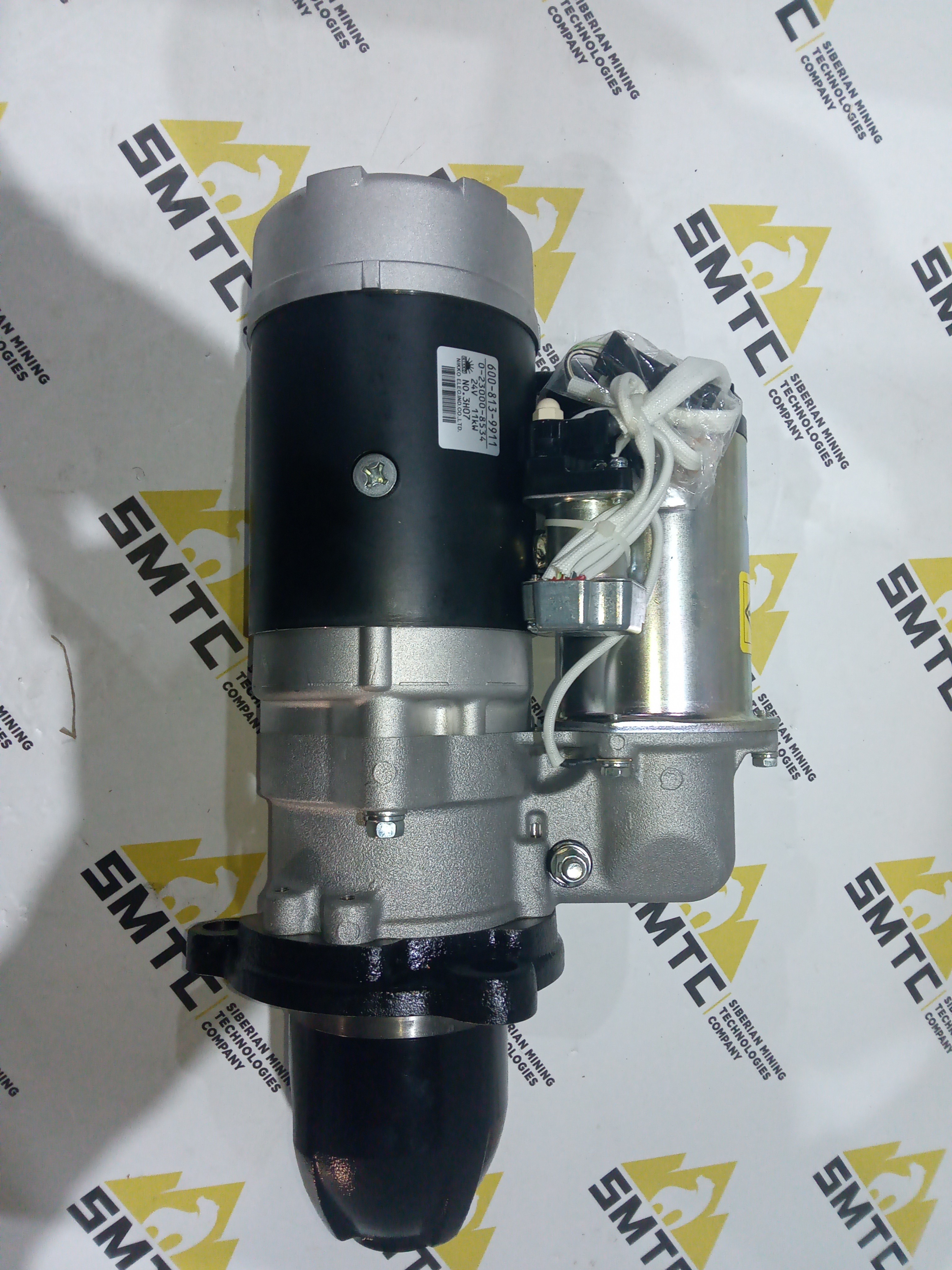600-813-9911 Стартер STK2368WD