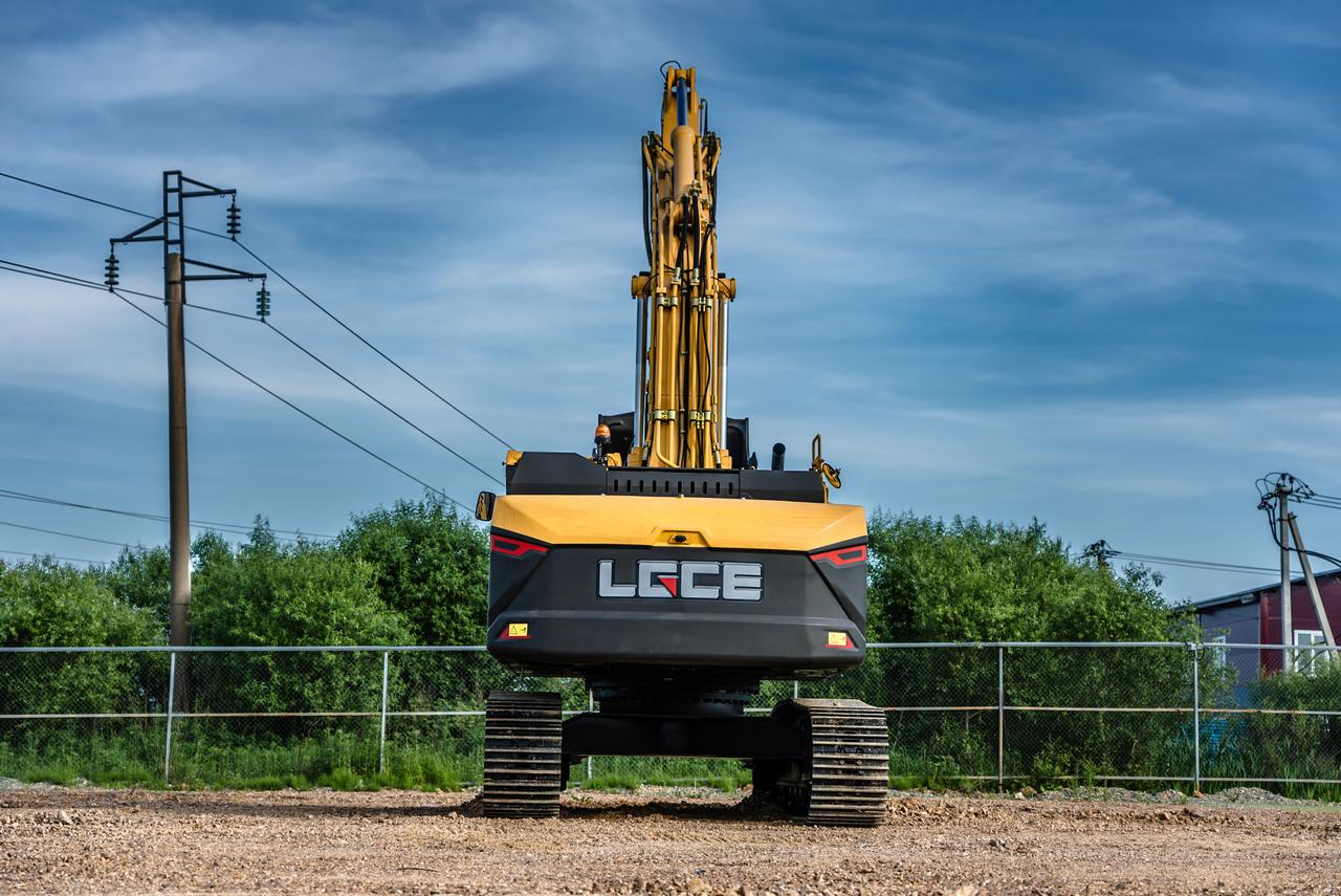 Экскаватор гусеничный LGCE E6350H