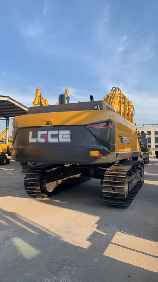 Экскаватор гусеничный LGCE E6505H