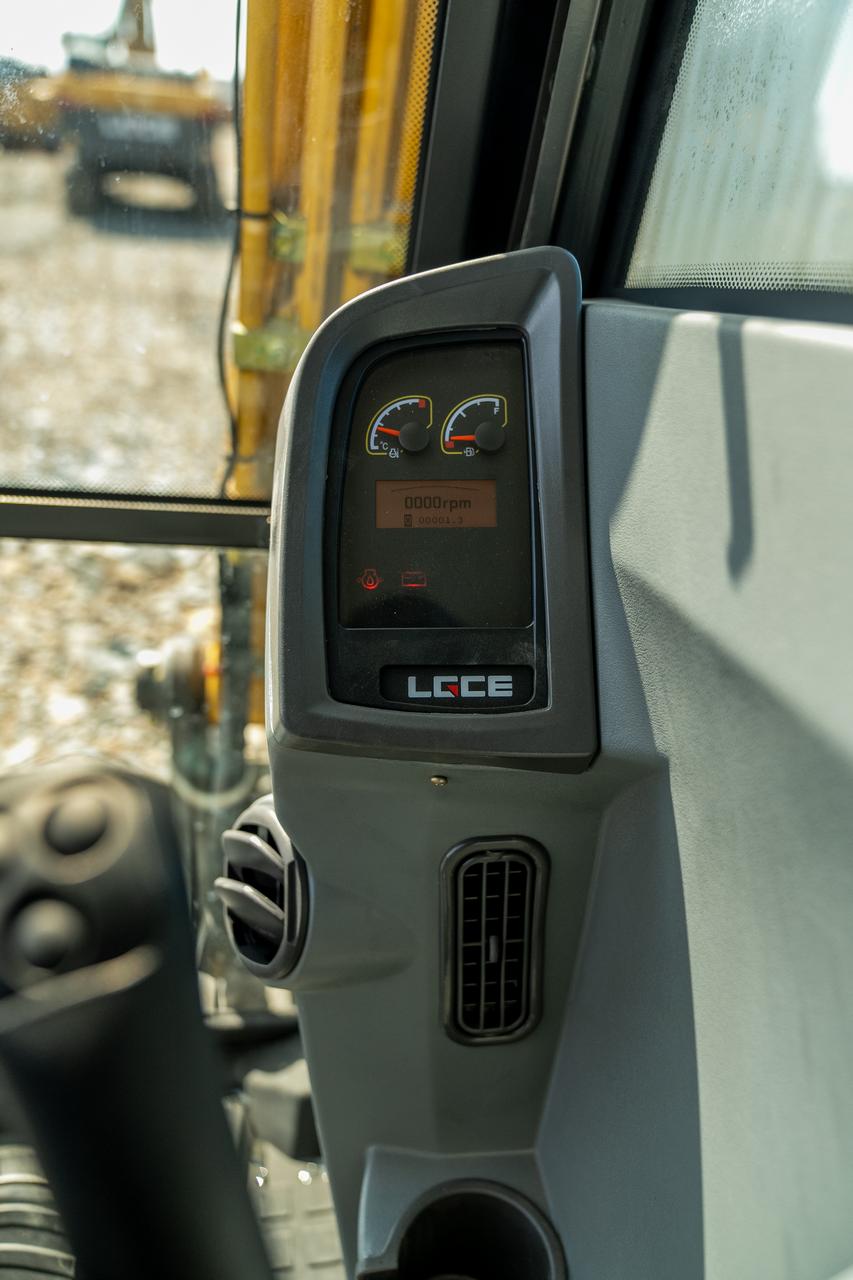 Экскаватор гусеничный LGCE E660FL