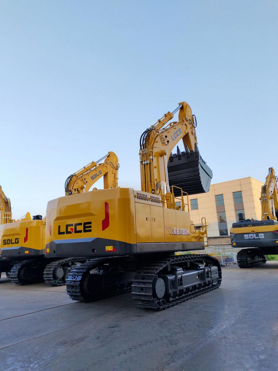 Экскаватор гусеничный LGCE E6730H