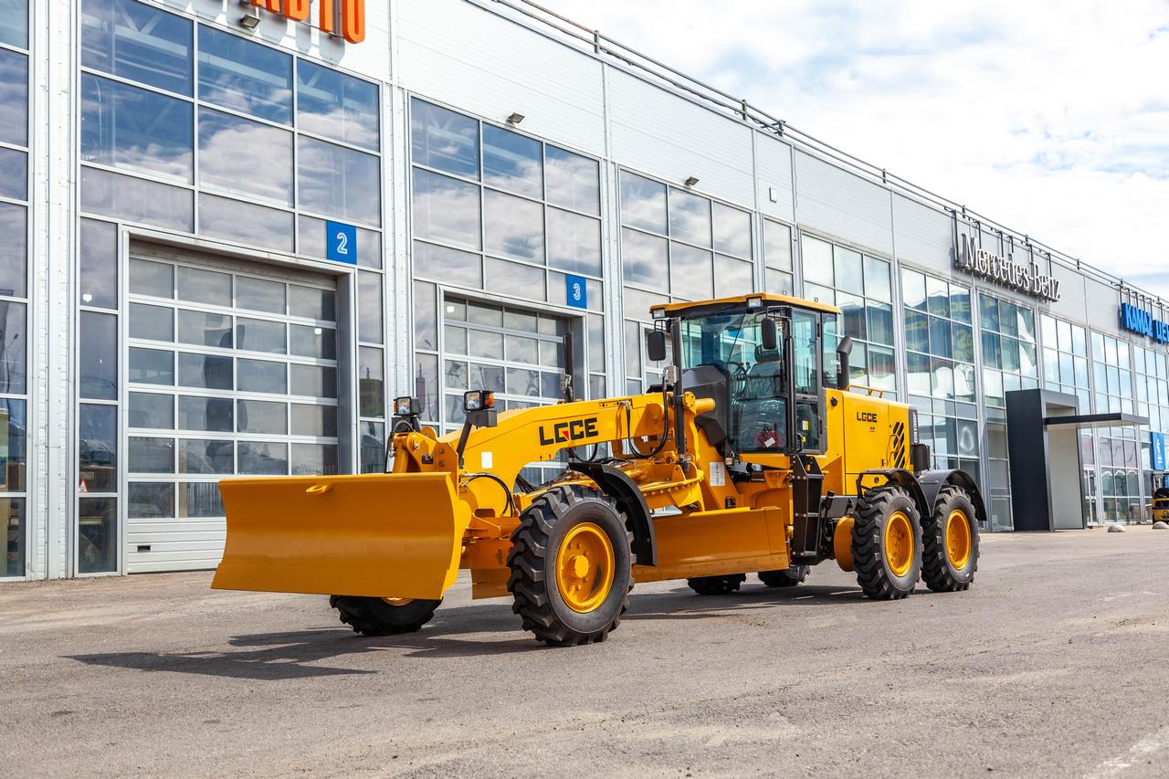 Автогрейдер LGCE G9138F