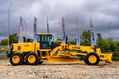 Автогрейдер LGCE G9220F AWD