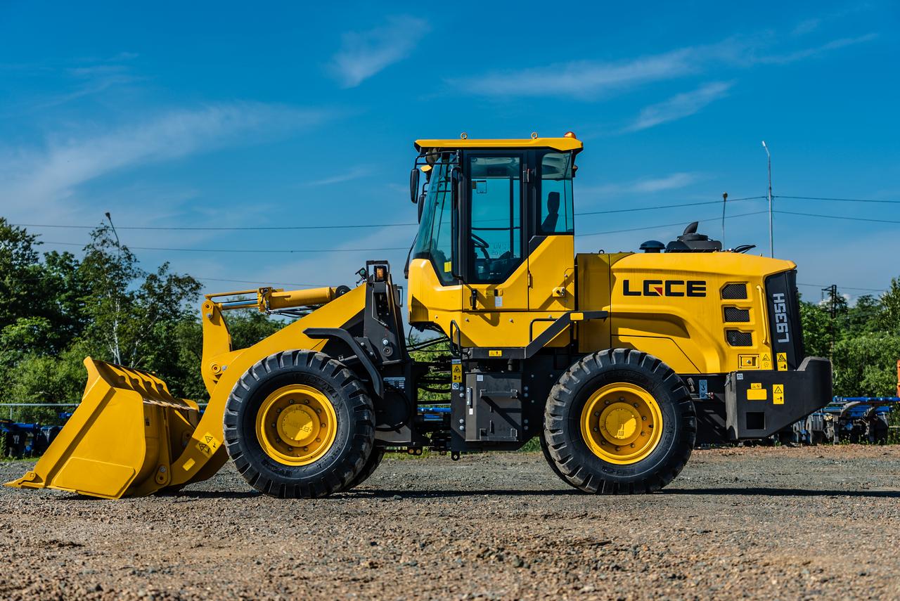 Погрузчик фронтальный LGCE L935H