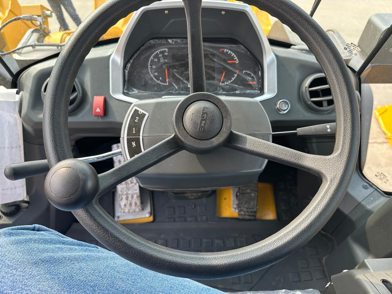 Погрузчик фронтальный LGCE L953H