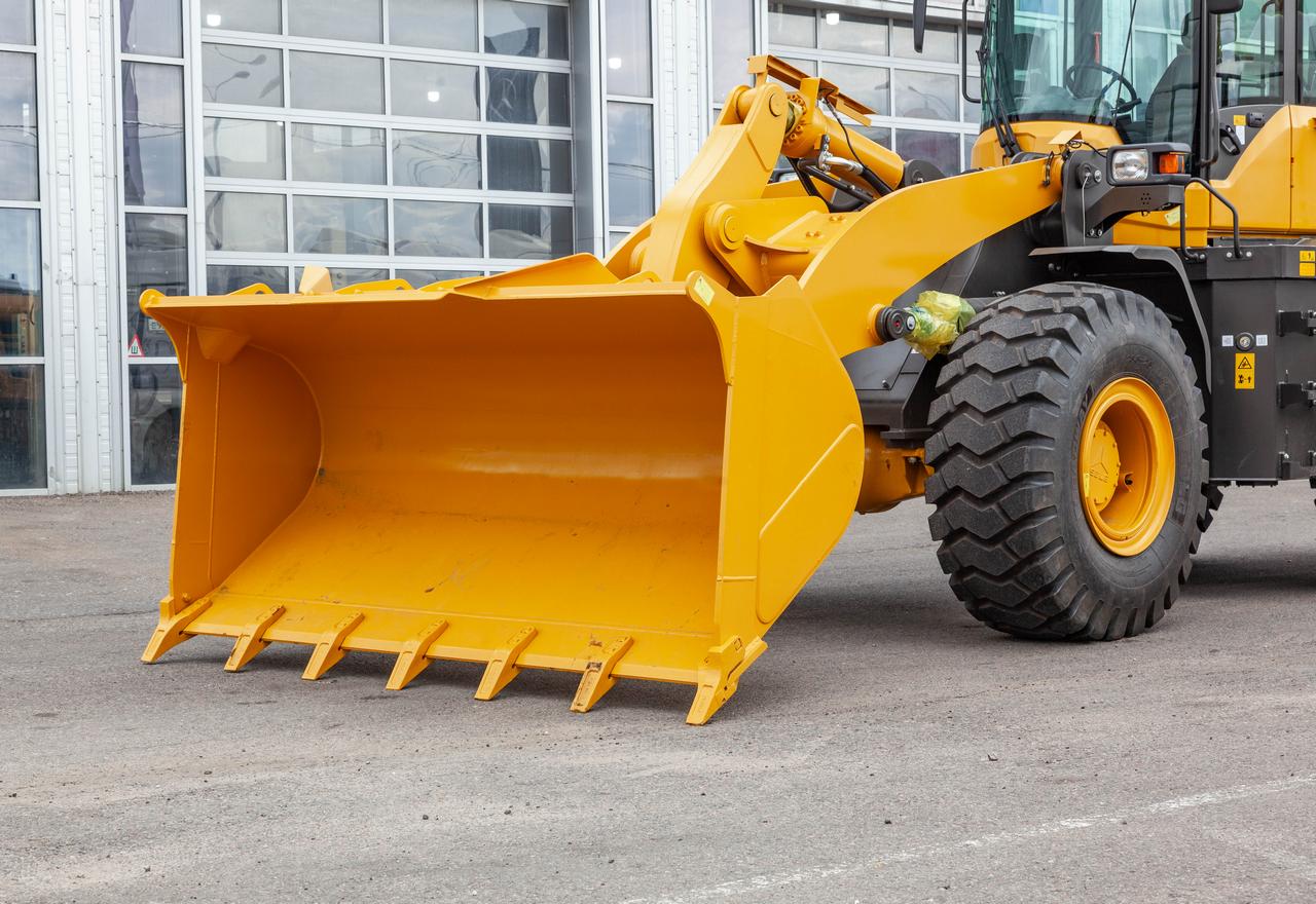 Погрузчик фронтальный LGCE L956F