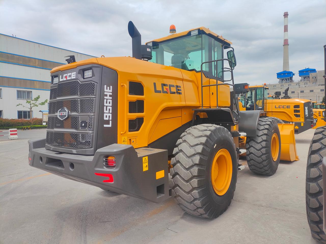 Погрузчик фронтальный LGCE L956HE