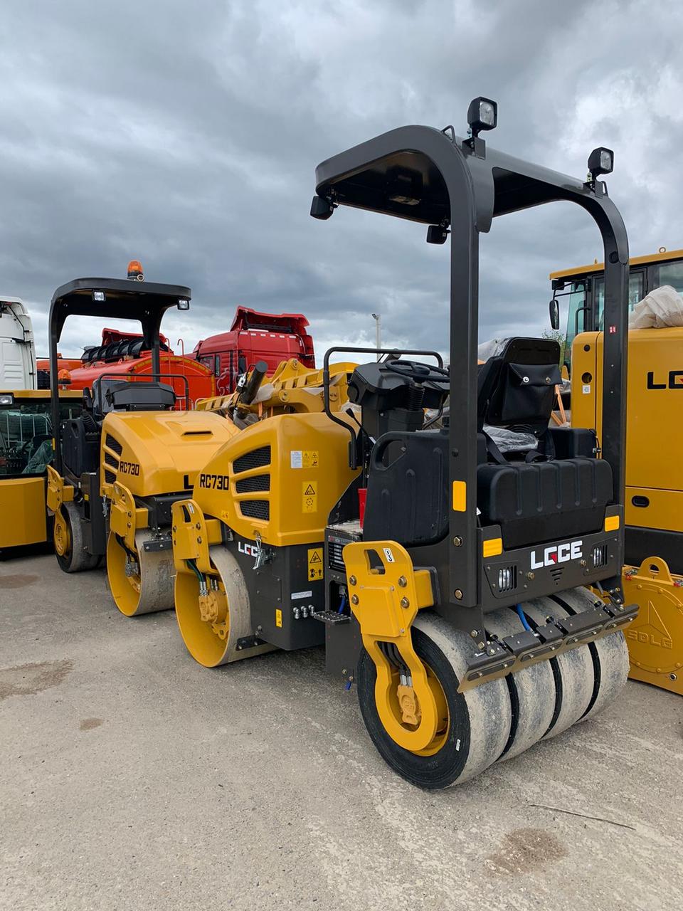 Каток дорожный LGCE RC730