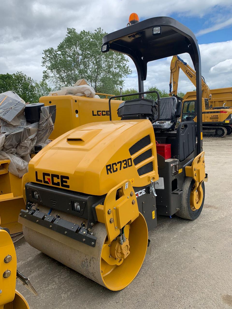 Каток дорожный LGCE RC730