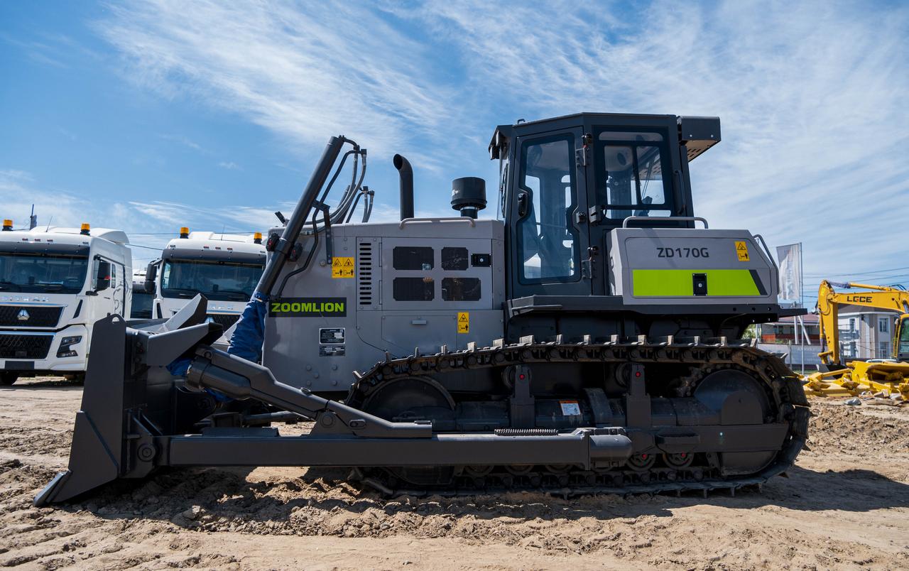 Бульдозер гусеничный ZOOMLION ZD170G
