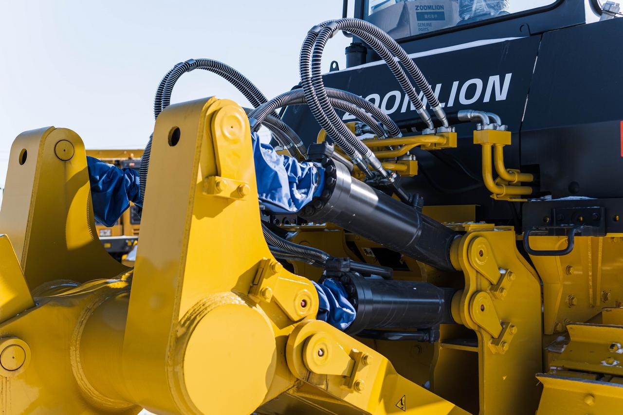 Бульдозер гусеничный ZOOMLION ZD220-3